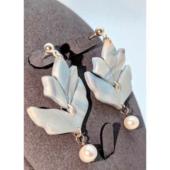 Blue Gray Sheen Polymer Clay Leaf 925 Sterling Genuine Pearl Dangle Earrings - Picture 2 of 5